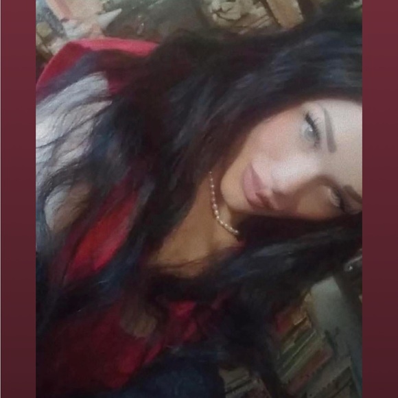 Like This To Be Notified When I Go Live - Picture 13 of 15